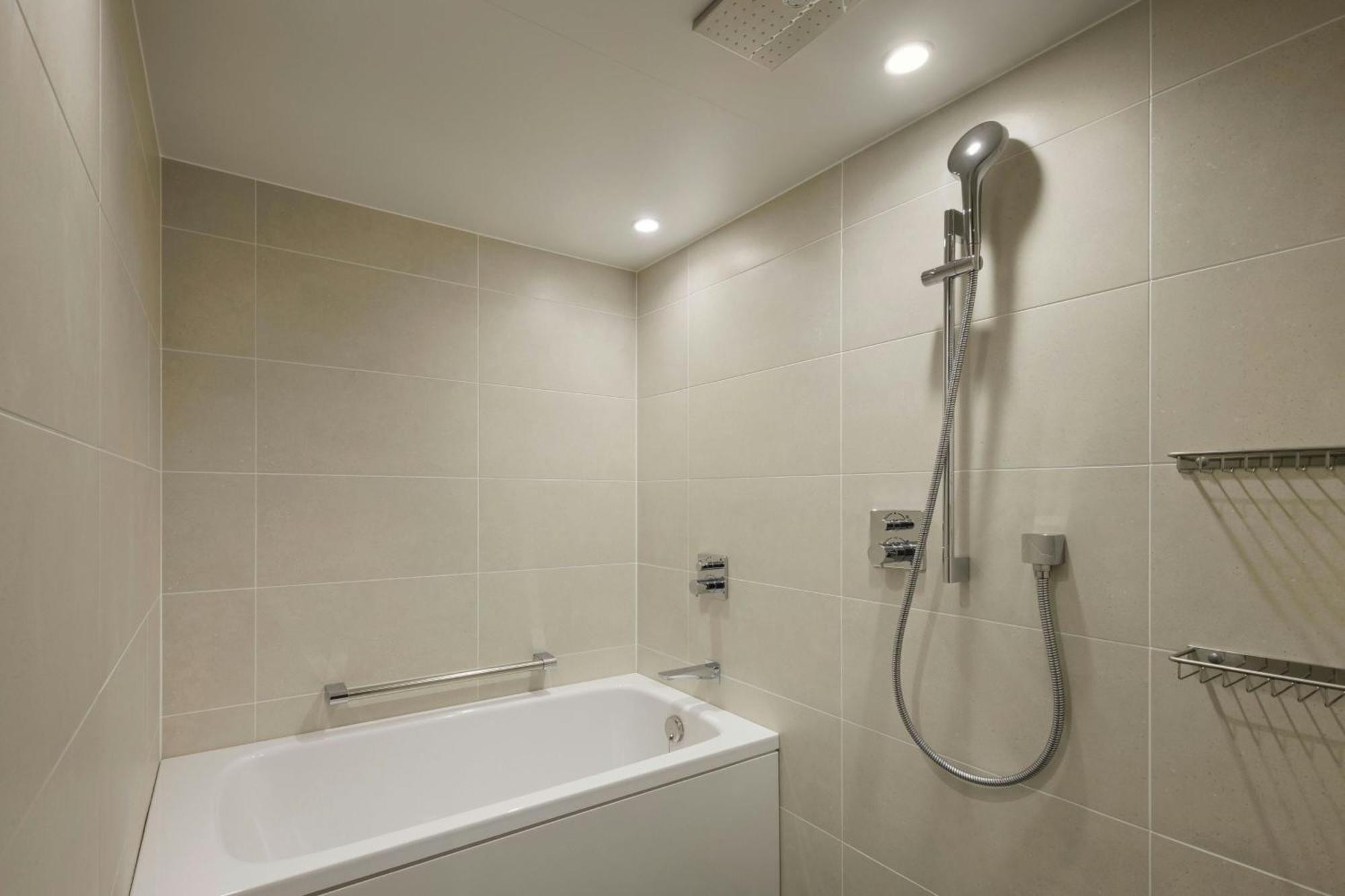 Courtyard By Marriott Tokyo Ginza Hotel Zewnętrze zdjęcie